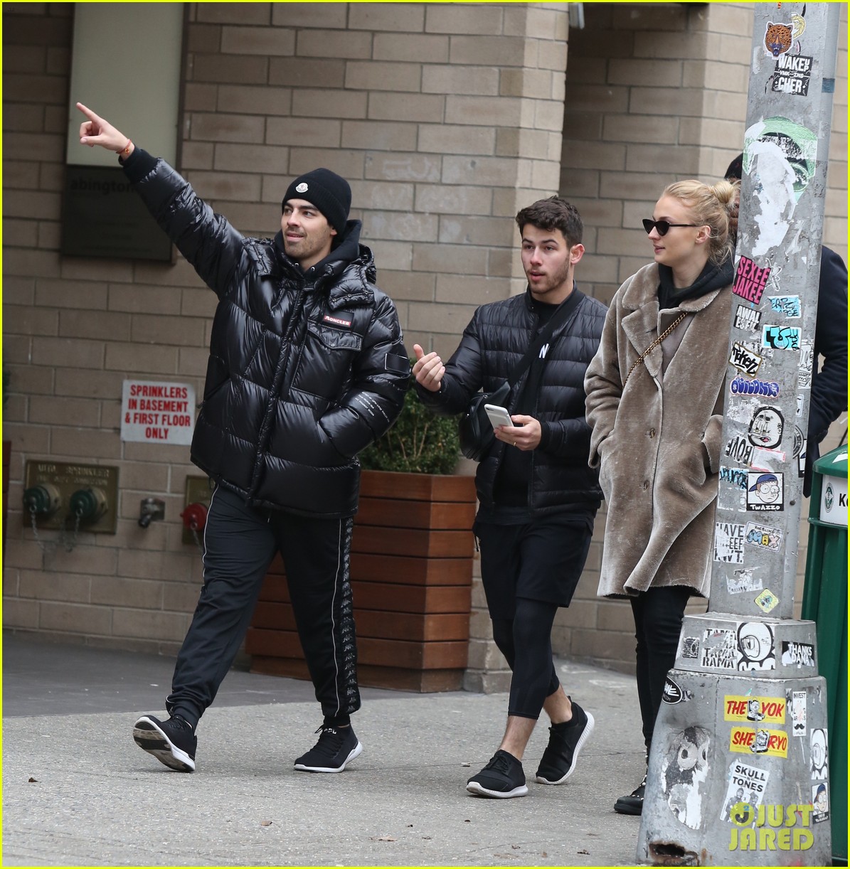 Nick Jonas, Joe Jonas, & Sophie Turner Step Out to Grab Some Cookies