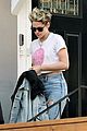 kristen stewart meets up with gal pal for lunch 01