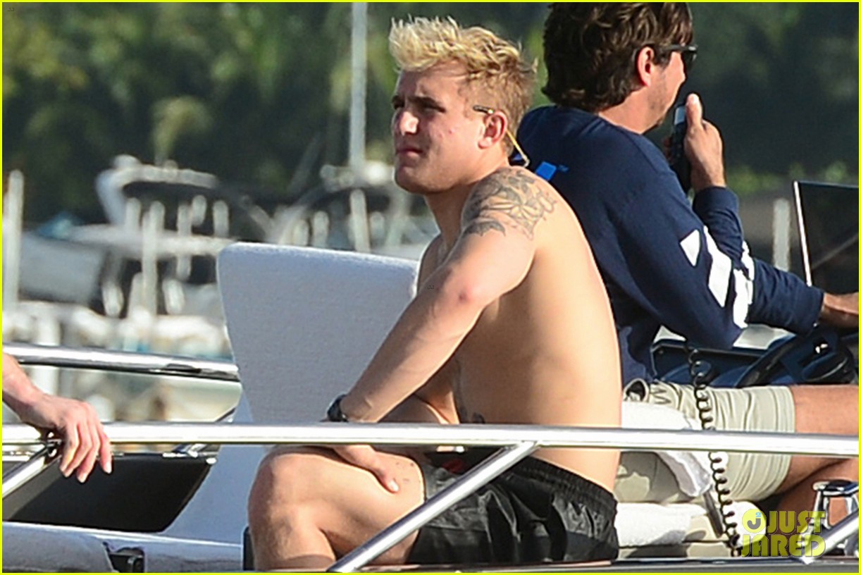 jake logan paul go shirtless for holiday vacation 05
