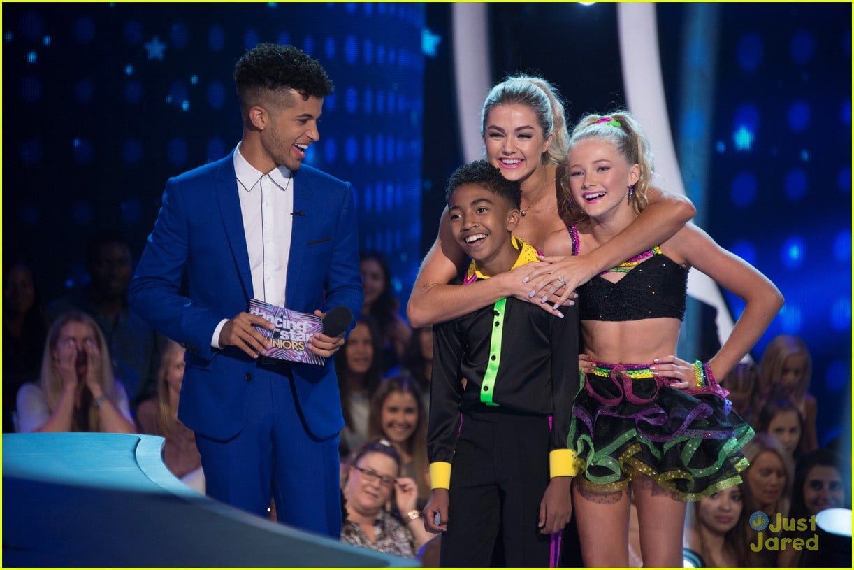 Miles Brown & Rylee Arnold Sizzle On Dance Floor With Cha Cha For 'DWTS ...