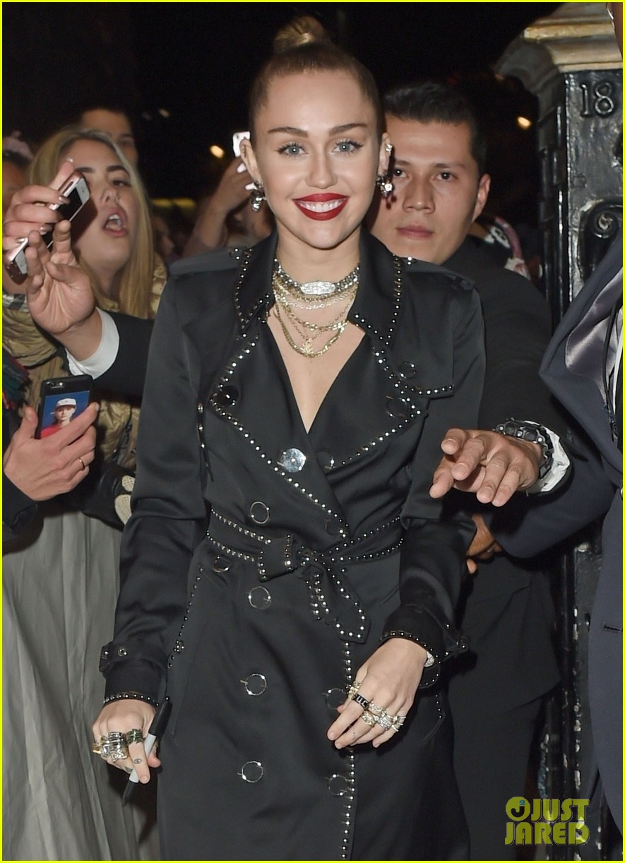 Miley Cyrus Sparkles For A Night Out In London Photo 1204593 Photo Gallery Just Jared Jr 0636