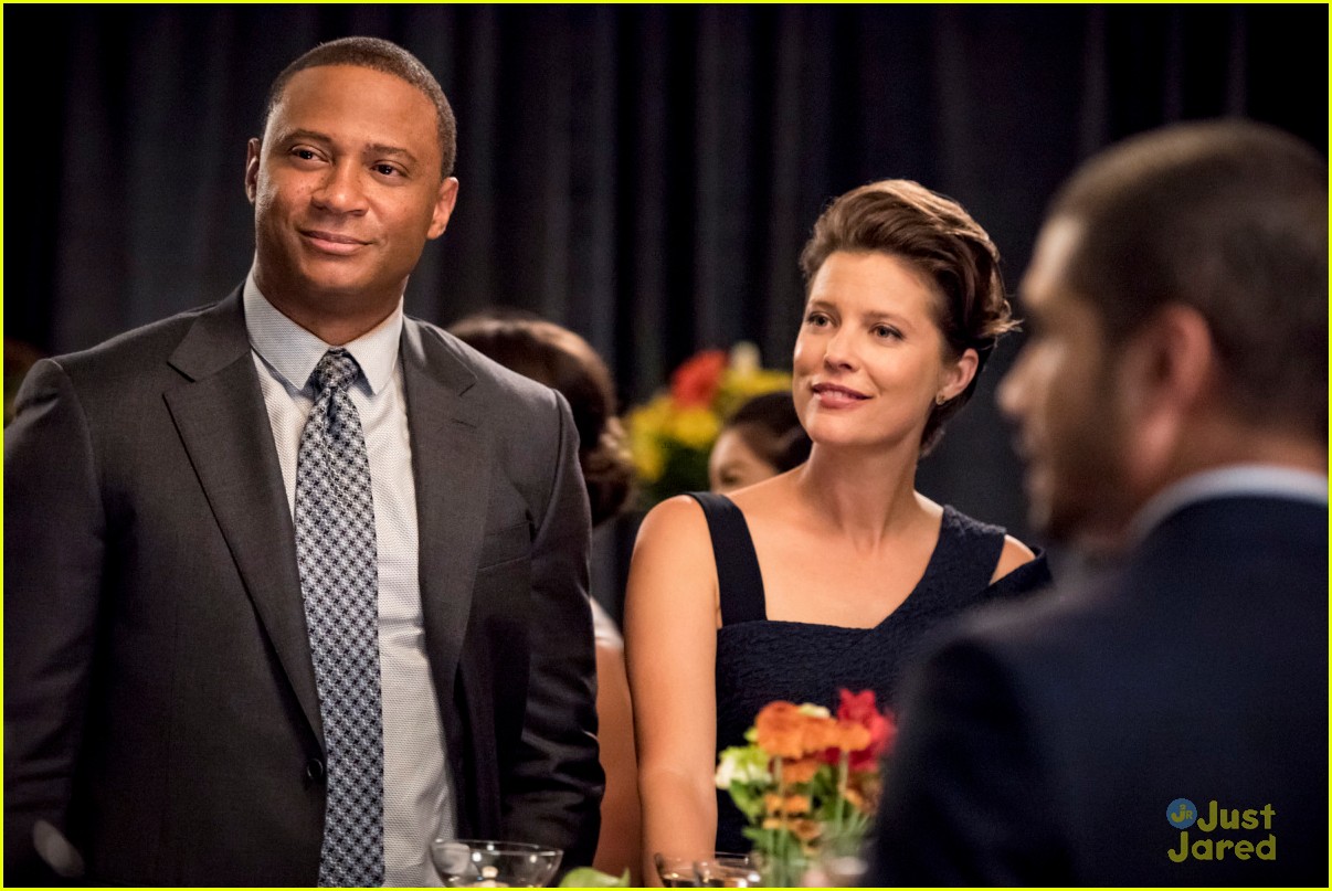 oliver changed man new arrow stills 09