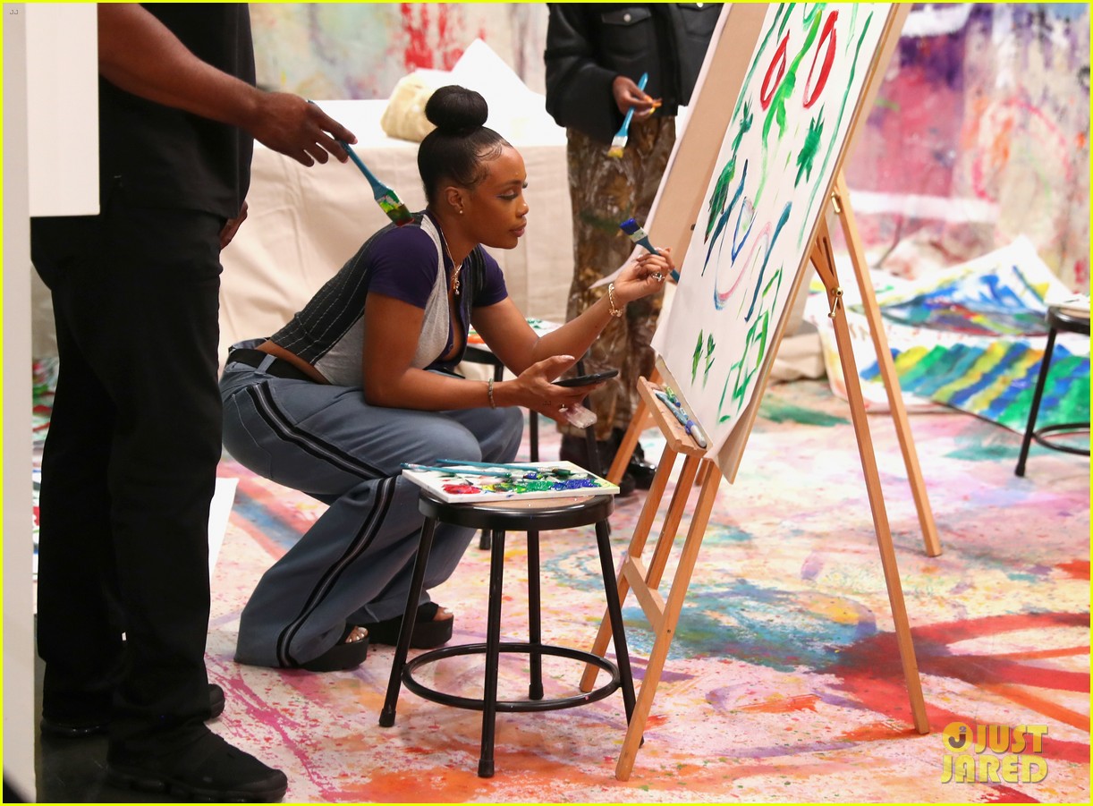 Full Sized Photo of refinery 29 29 rooms kick off celebration 49