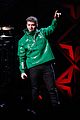 meghan trainor and daryl sabara sport matching wifey and hubby holiday sweaters jingle ball 08