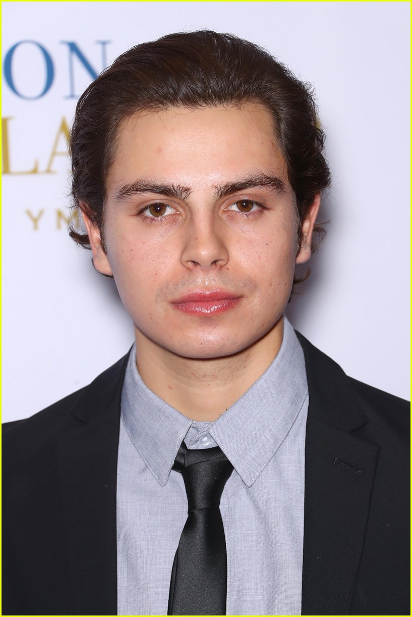 jake t austin suits up for fashion scholarship fund gala 2019 02