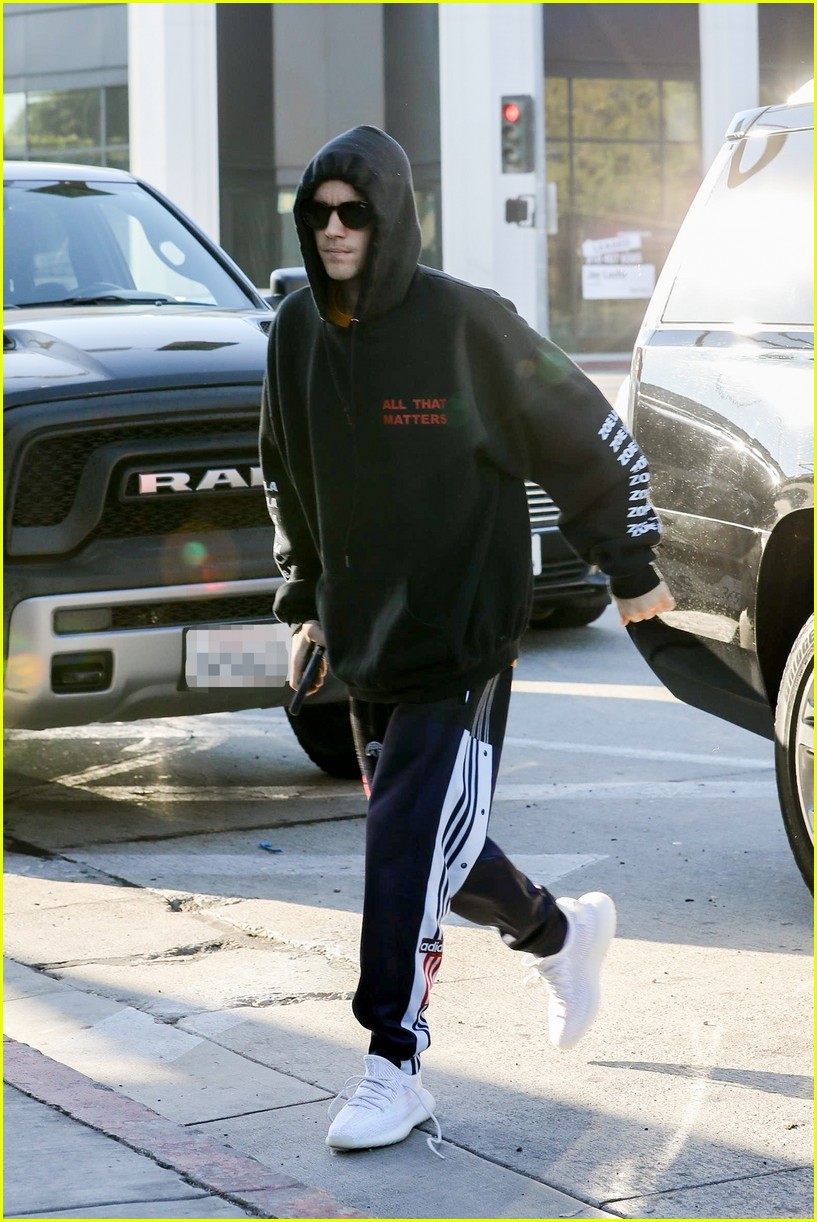 Hailey & Justin Bieber Meet Up for Mid-Week Lunch Date | Photo 1209533 ...