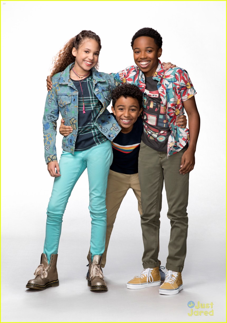 'Cousins For Life' Stars Scarlet Spencer & Dallas Young Talk Fave ...