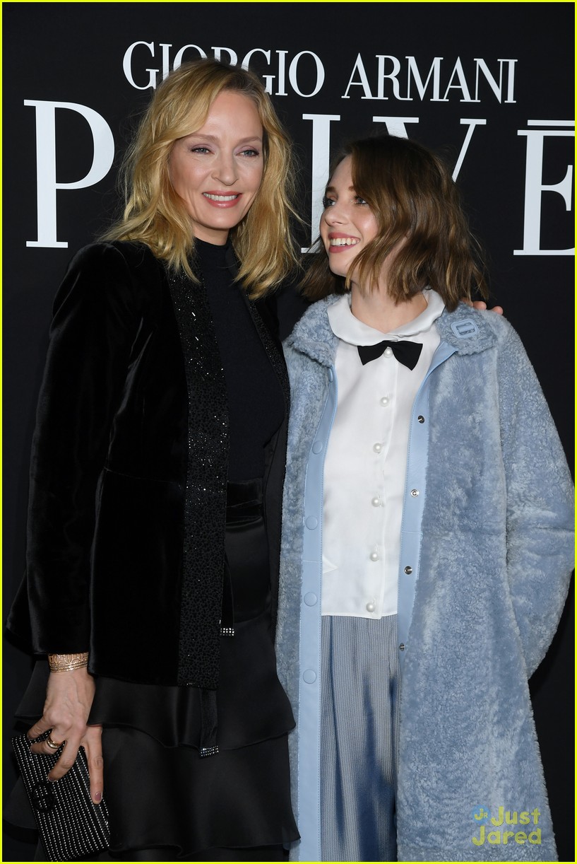Full Sized Photo of dakota fanning maya hawke giorgio armani prive show