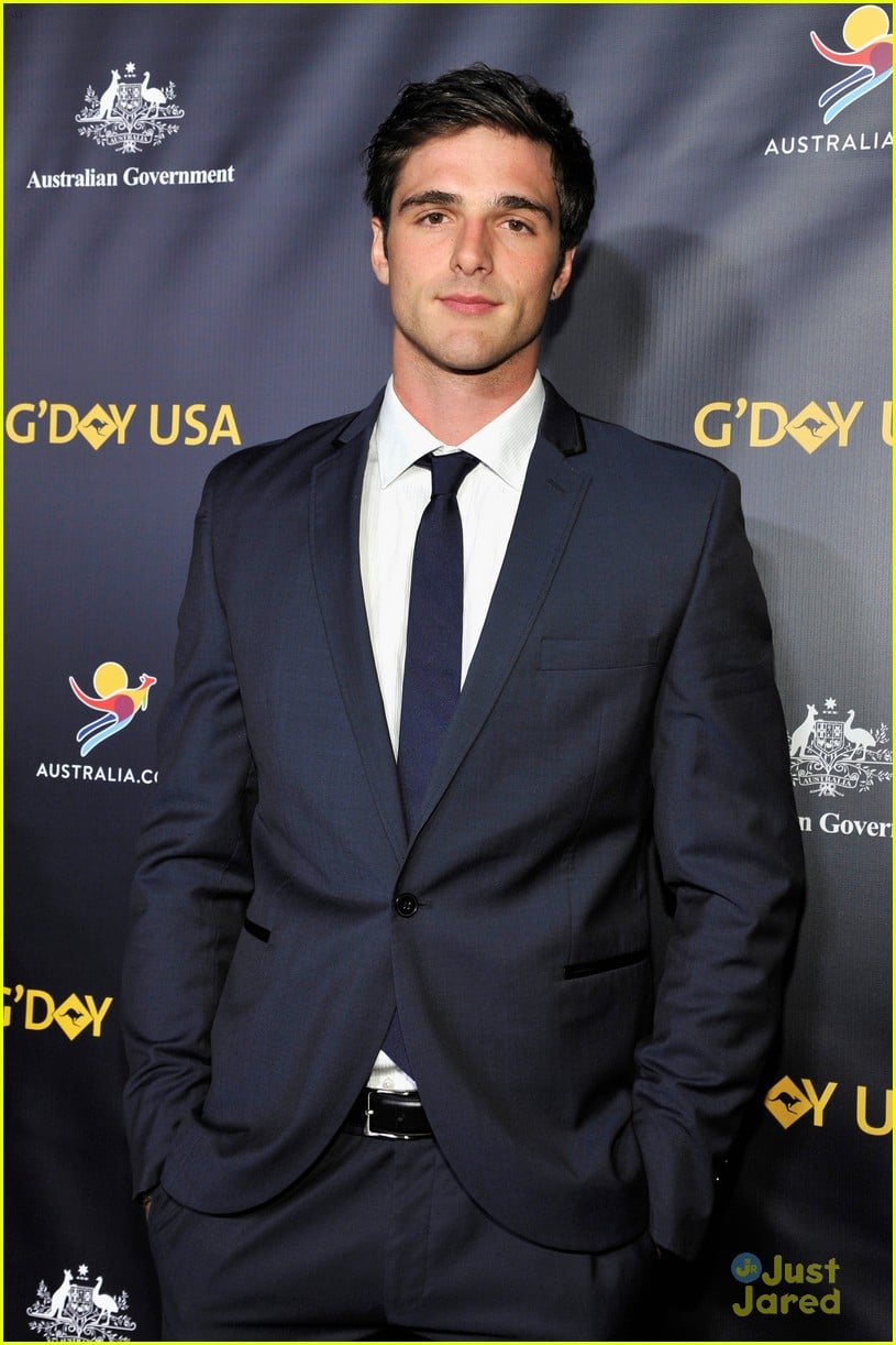 Full Sized Photo of jacob elordi 5sos phoebe tonkin gday gala 05