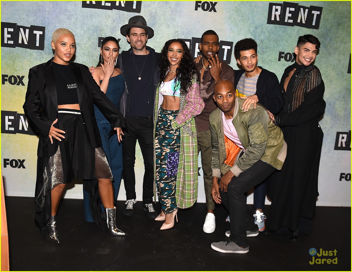 Jordan Fisher Fell In Love With 'Rent' By Watching A Bootleg Copy of