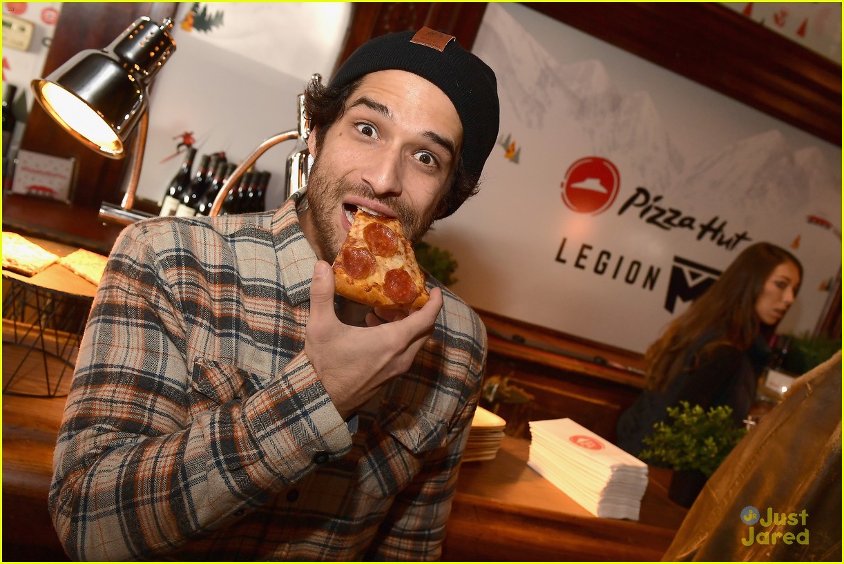 Kelli Berglund & Avan Jogia Bring 'Now Apocalypse' To Sundance Film