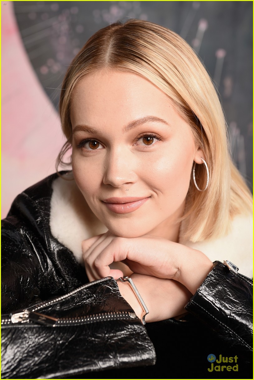 Kelli Berglund & Avan Jogia Bring 'Now Apocalypse' To Sundance Film