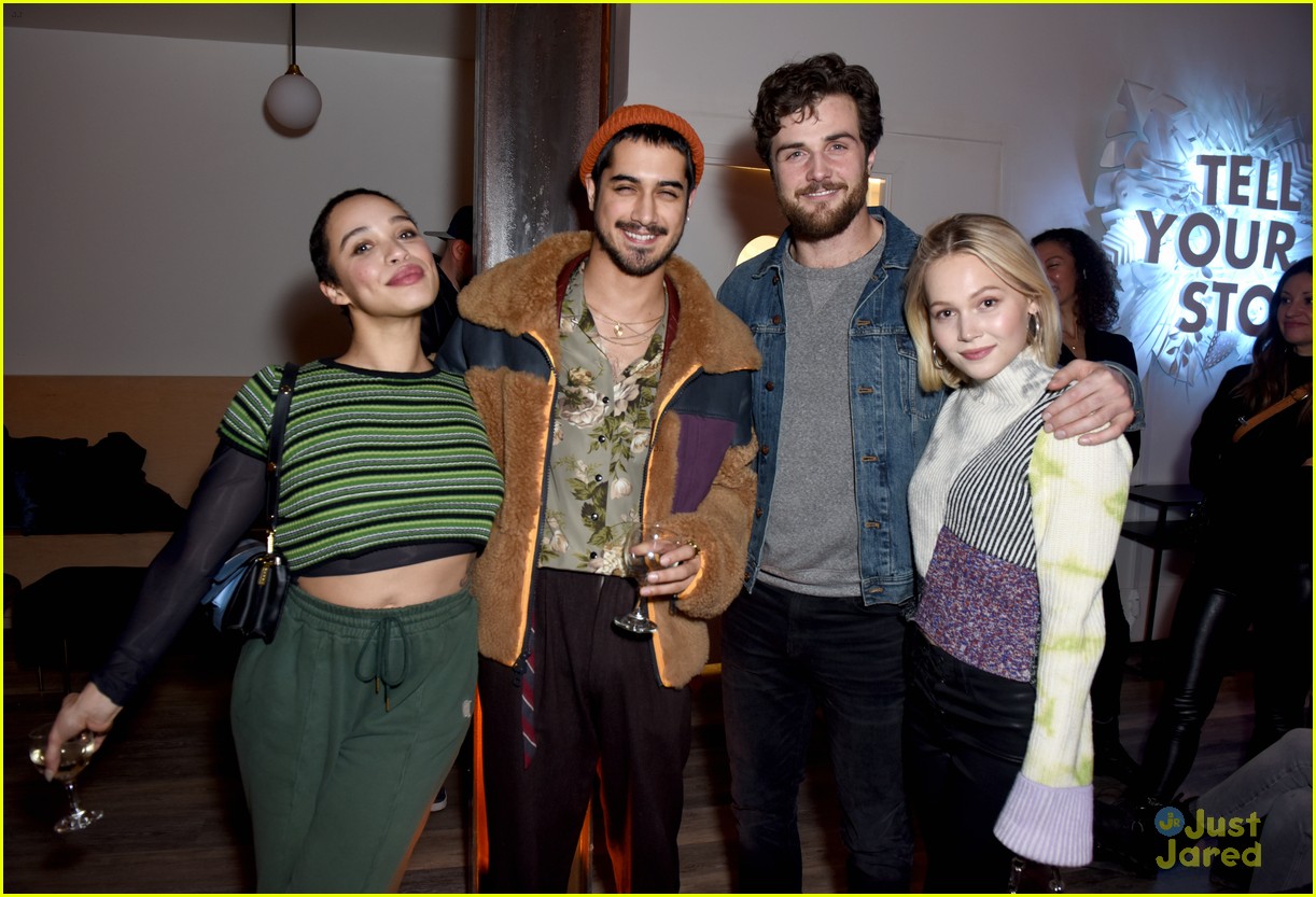 Full Sized Photo of kelli berglund avan jogia now apocalypse cast