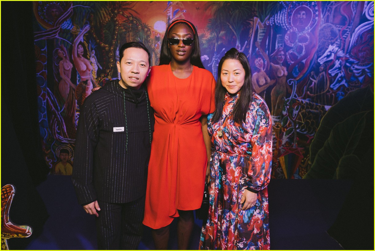 Full Sized Photo of kenzo paris fashion week 2019 12 | Maisie Williams