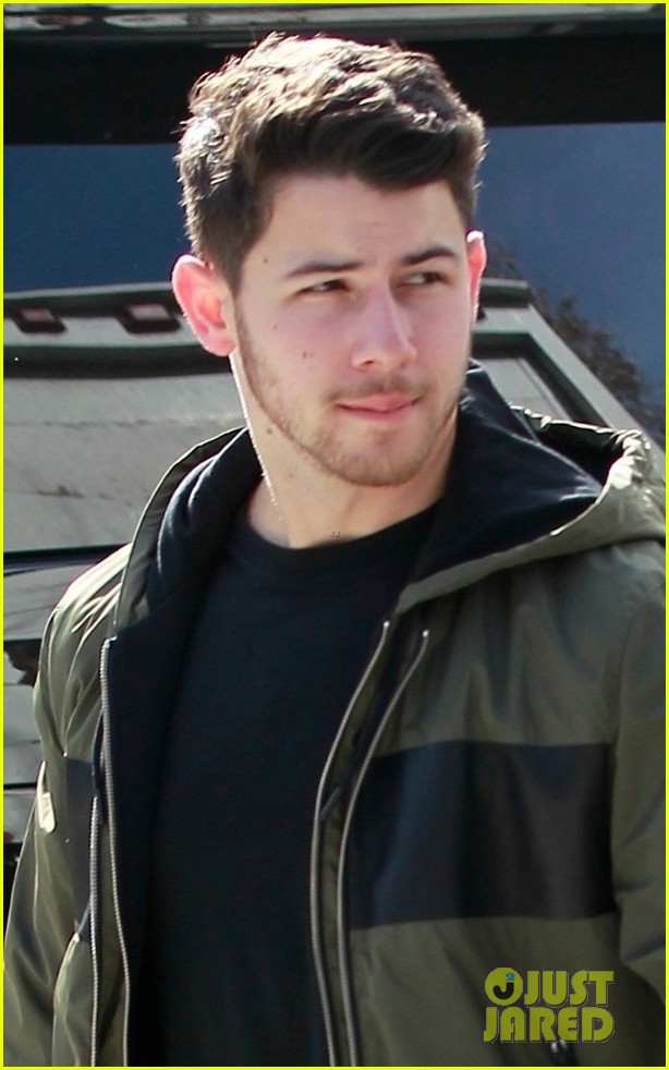 Nick Jonas Joins Older Bro Kevin for Meeting in WeHo Photo 1211616 Photo Gallery Just