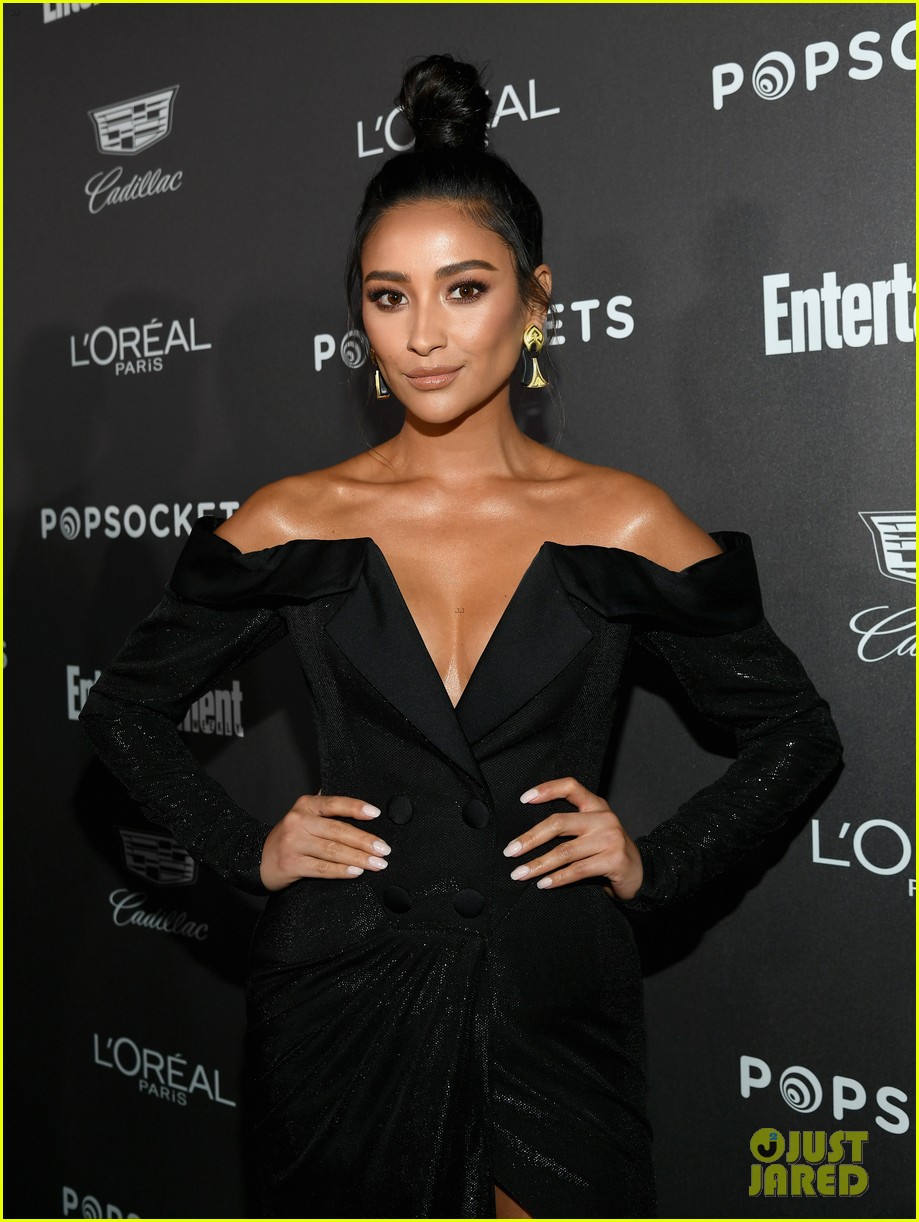 Shay Mitchell, Emily Osment & Tyler Blackburn Celebrate SAG Awards at