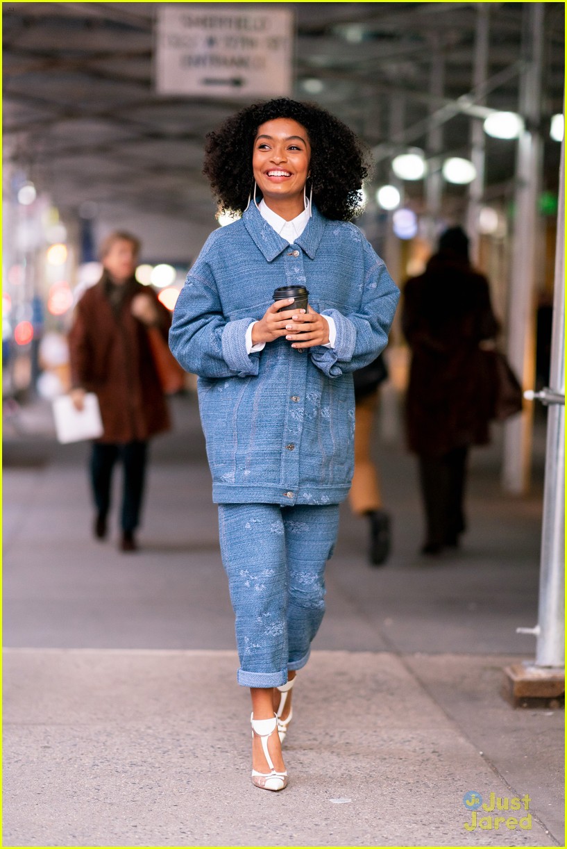 Yara Shahidi Teases That Zoey Will Be A 'Little More in Control' Of Her ...