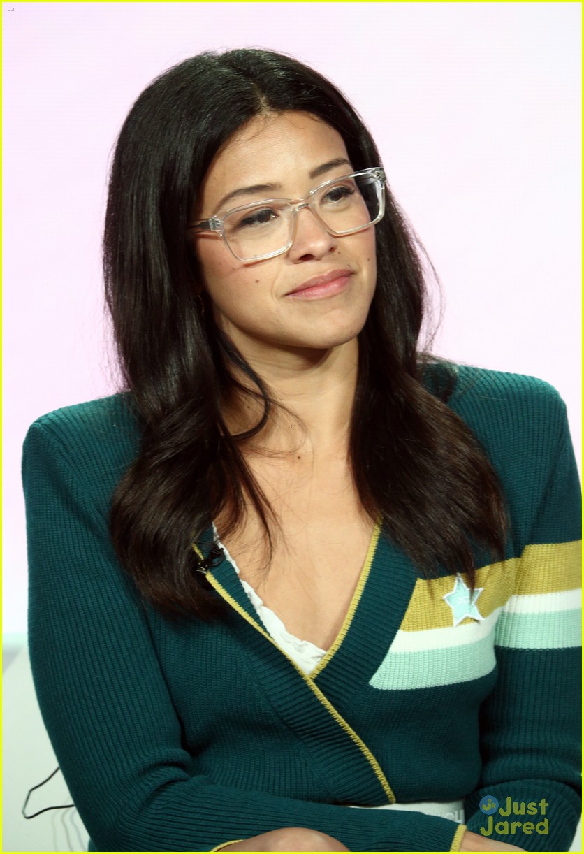 Gina Rodriguez Dishes On 'Jane The Virgin' Spinoff Photo 1213181