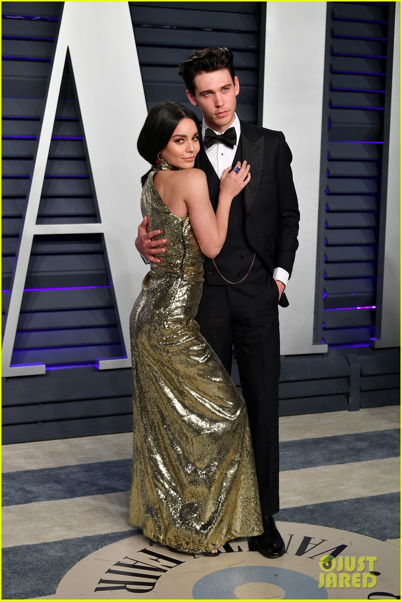 Vanessa Hudgens Looks So Happy with Austin Butler at Oscars 2019 After(02)