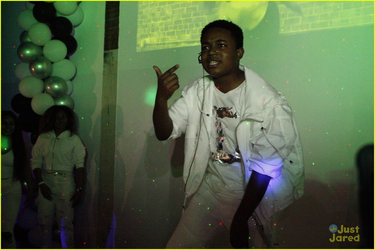 Full Sized Photo of issac ryan brown single release party pics 43 ...