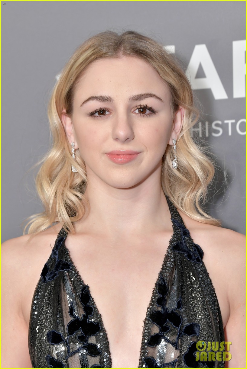 Victoria Justice, Kelsea Ballerini, & Chloe Lukasiak Get Glam for amfAR