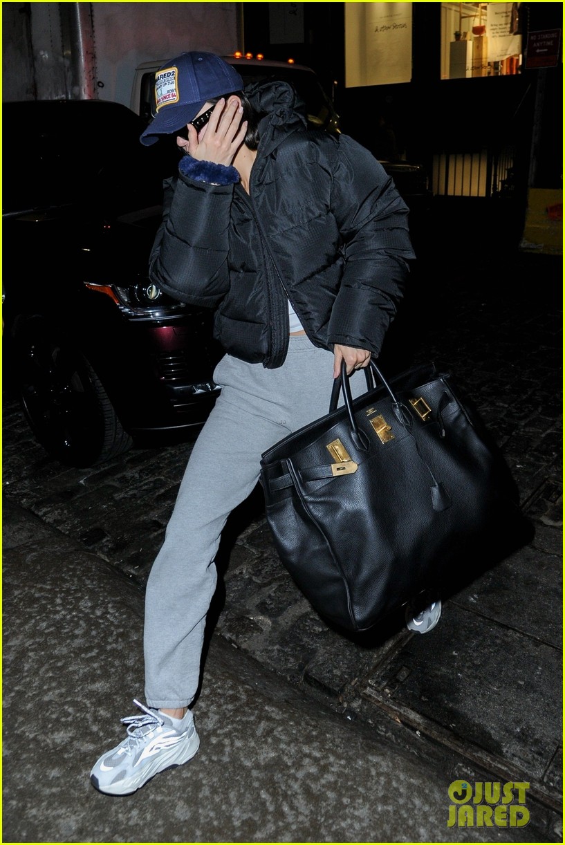 kendall jenner boyfriend ben simmons step out for date night 11