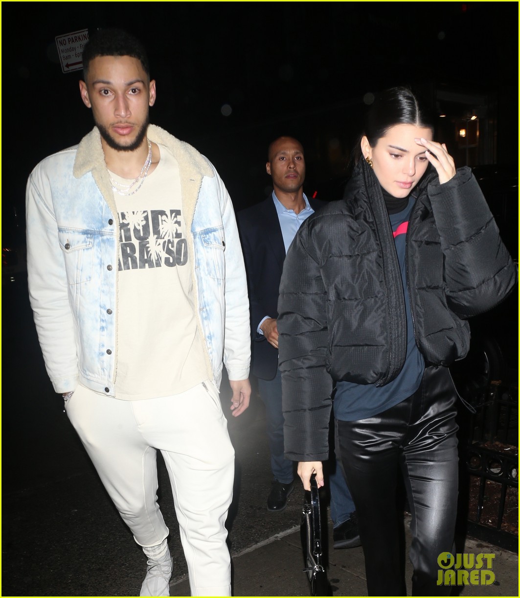 Kendall Jenner & Boyfriend Ben Simmons Go On a NYC Dinner Date | Photo ...