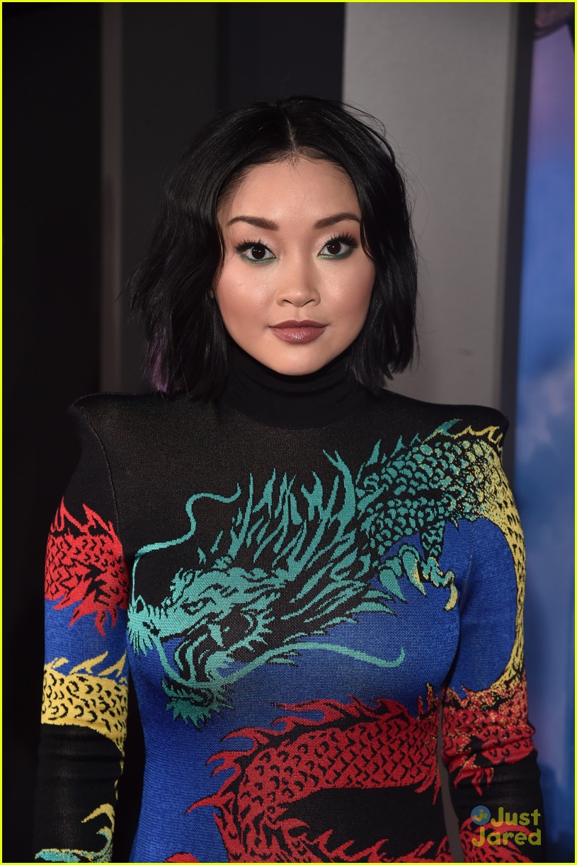 Lana Condor Rocked Purple Hair at the 'Alita: Battle Angel' Premiere ...