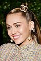 miley cyrus liam hemsworth kristen stewart chanel oscars 2019 04