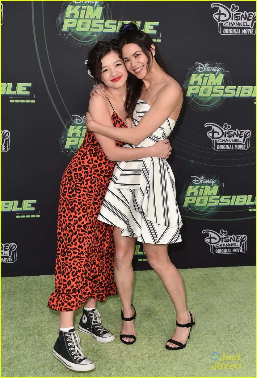 Full Sized Photo of peyton elizabeth lee fast layne cami stars kp