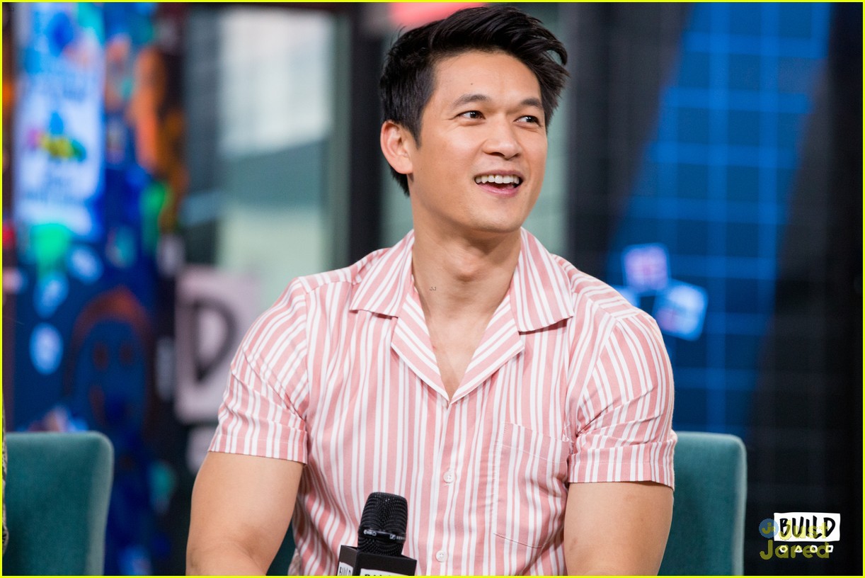 Emeraude Toubia, Katherine McNamara, Matthew Daddario & Harry Shum Jr