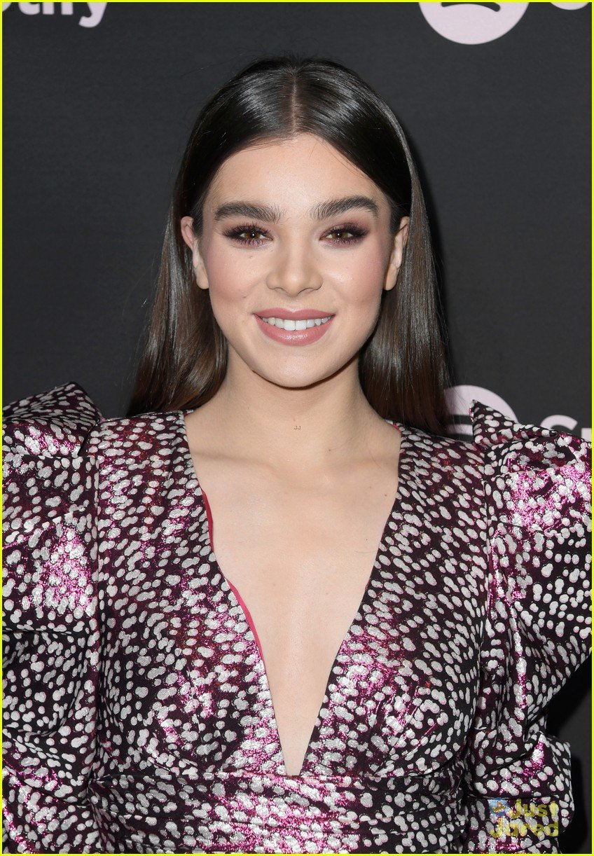 Full Sized Photo of laura marano hailee steinfeld lauren jauregui more
