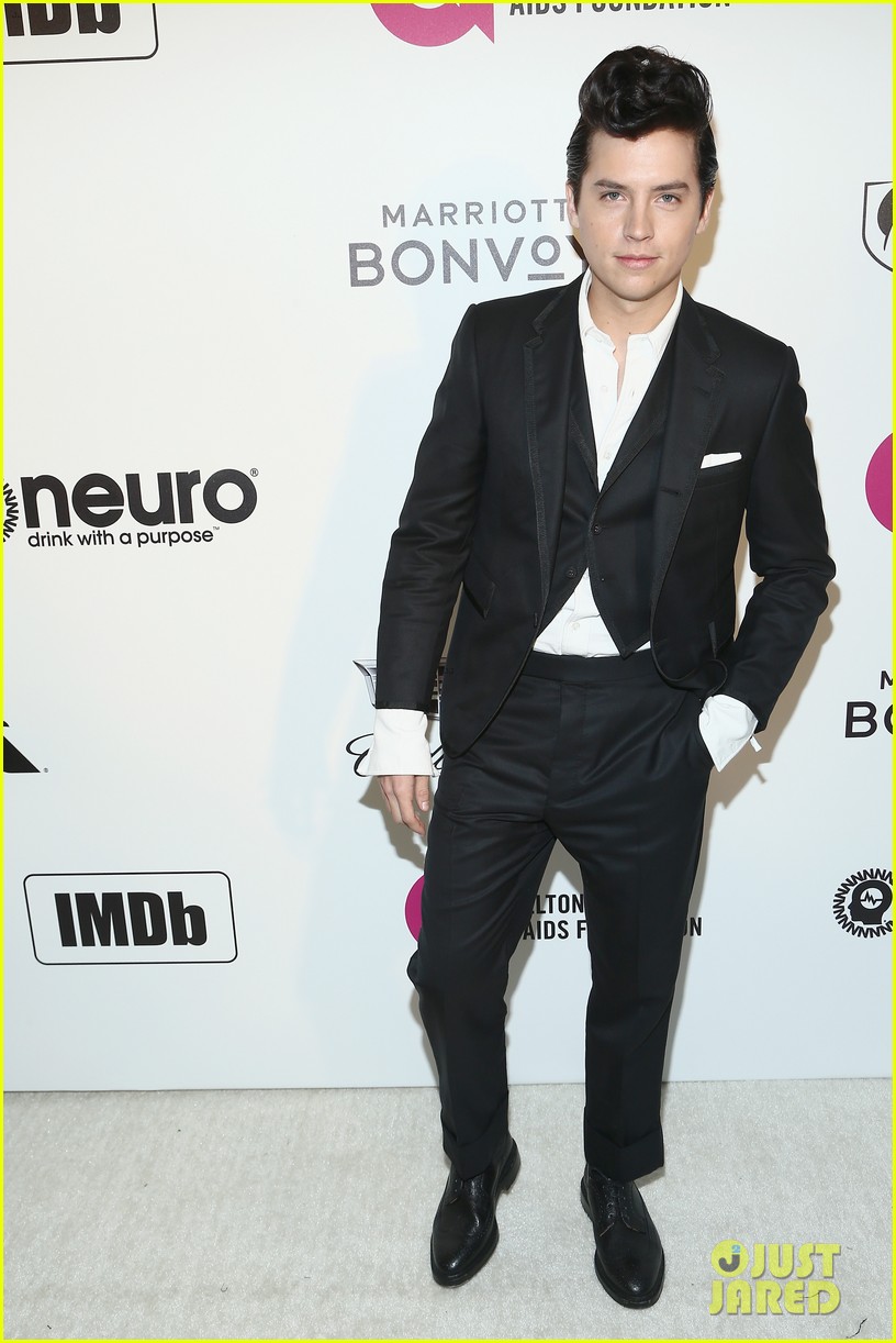 cole sprouse dylan sprouse vanity fair oscar party 10