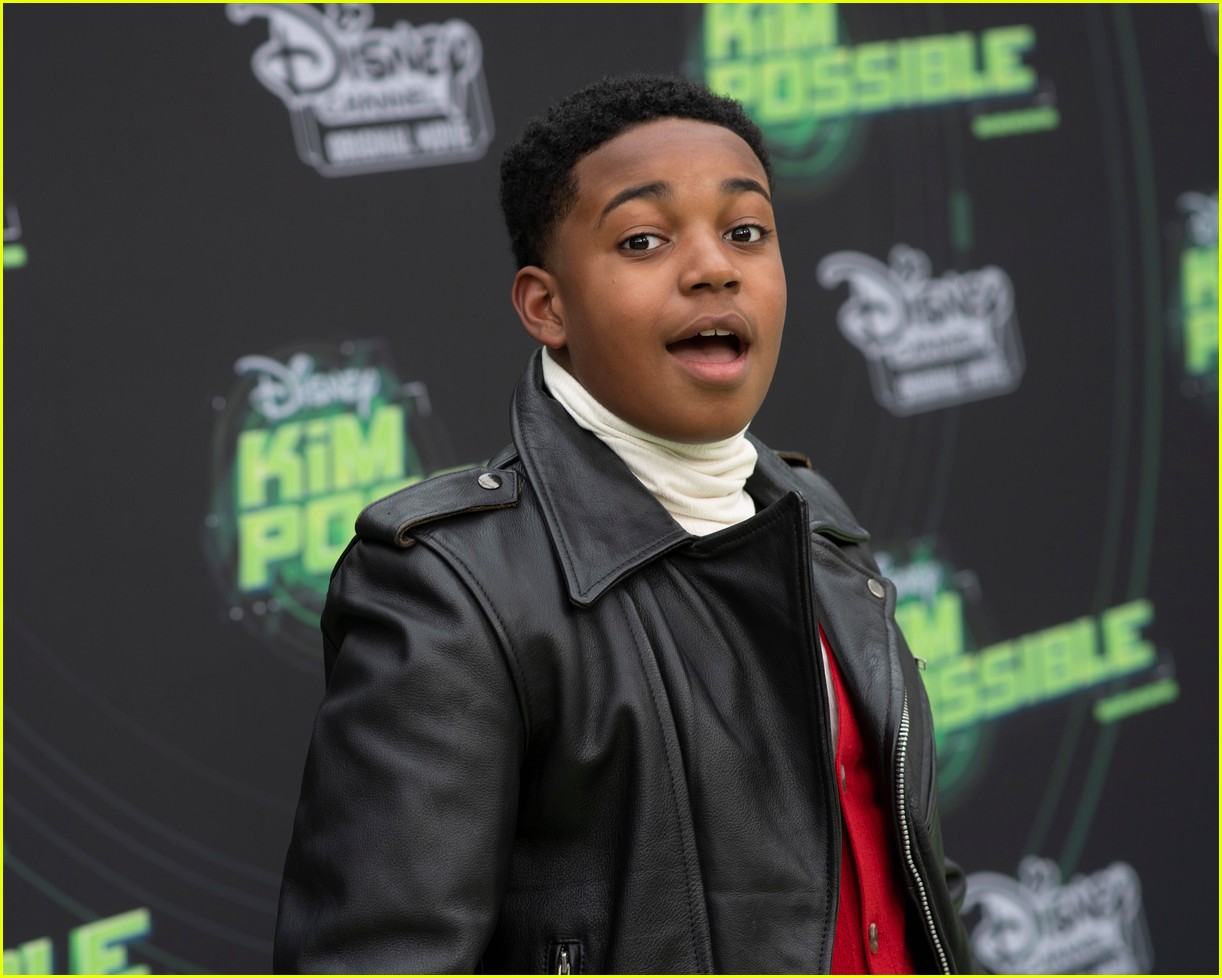 Full Sized Photo of sadie stanley kim possible premiere 15 | Sadie