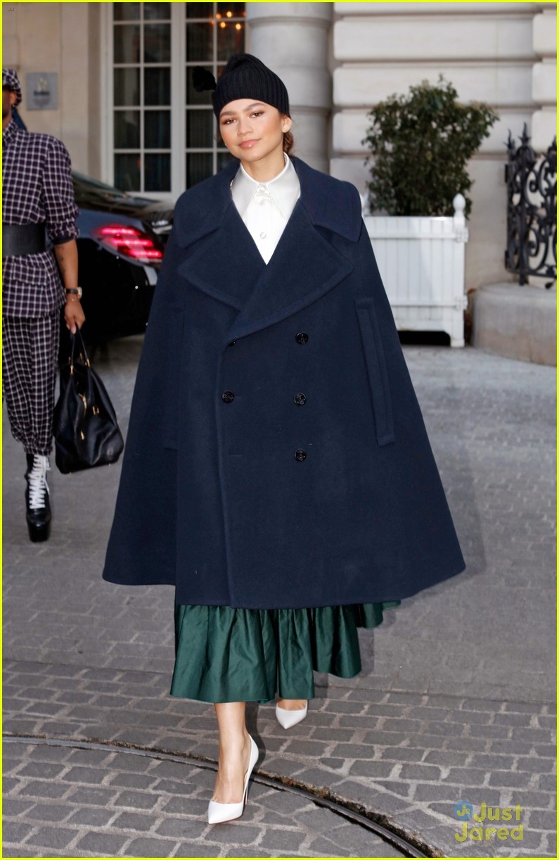 Zendaya Wears Chic Mint Green Suit For TommyxZendaya Fashion Show