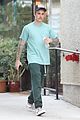 justin bieber kicks off his day with doctors appointment 07