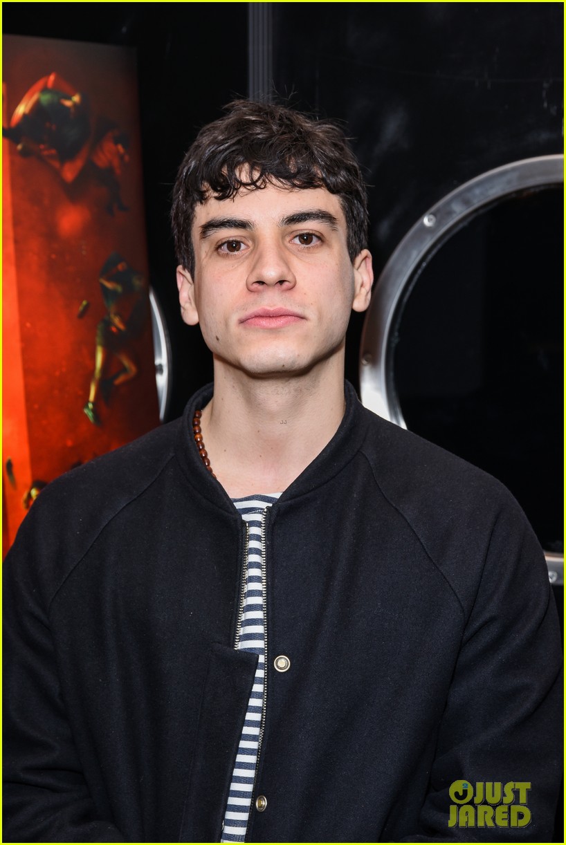 Full Sized Photo of sofia boutella gets support from noah centineo