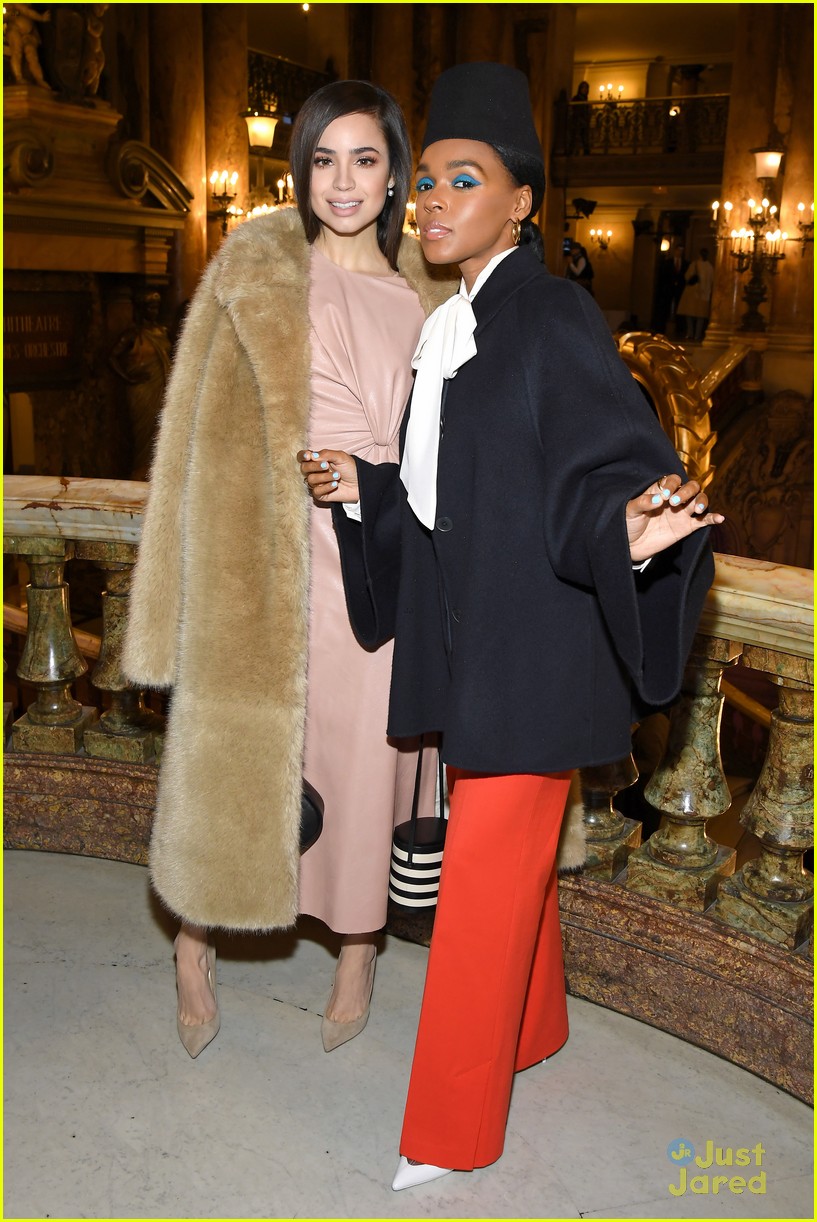 sofia carson valli stella paris shows maisie wms 15