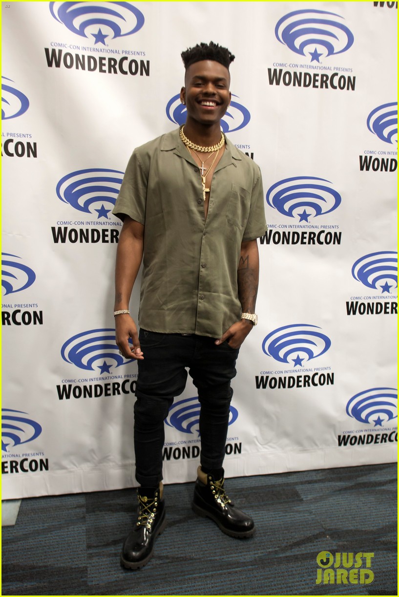 Full Sized Photo of olivia holt and aubrey joseph bring cloak and