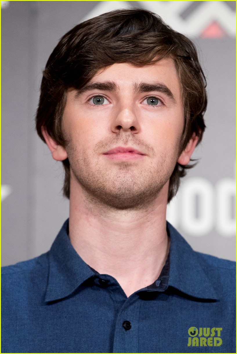 freddie highmore madrid march 2019 03