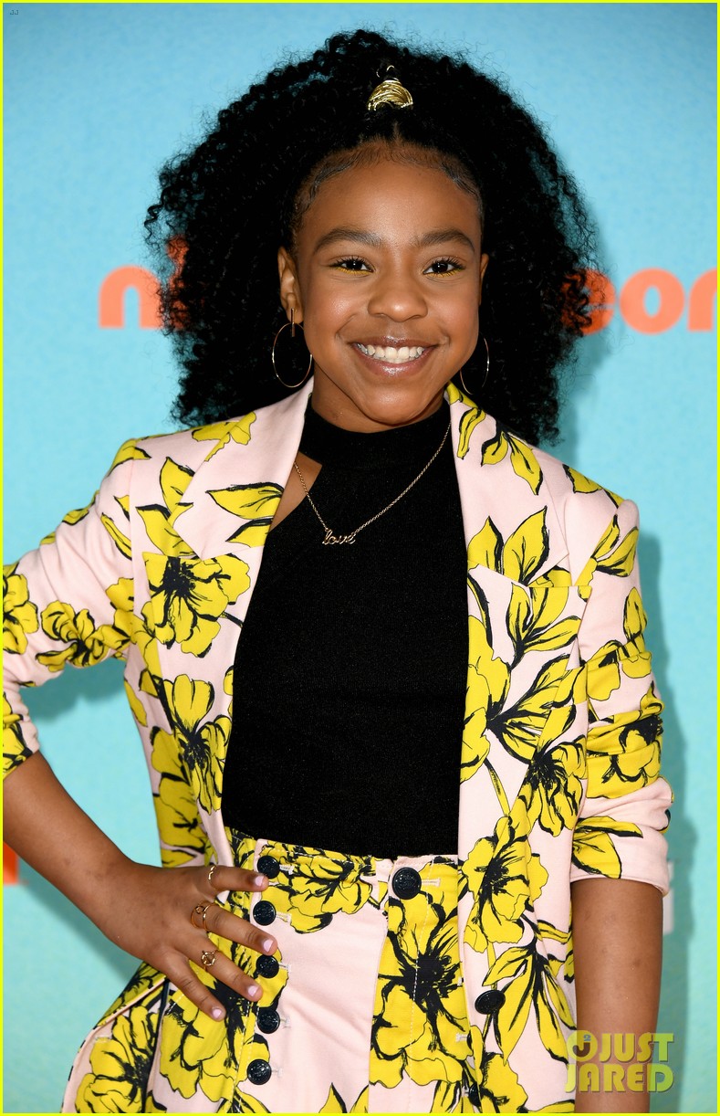 Full Sized Photo of in real life 2019 kids choice awards 14 | In Real ...