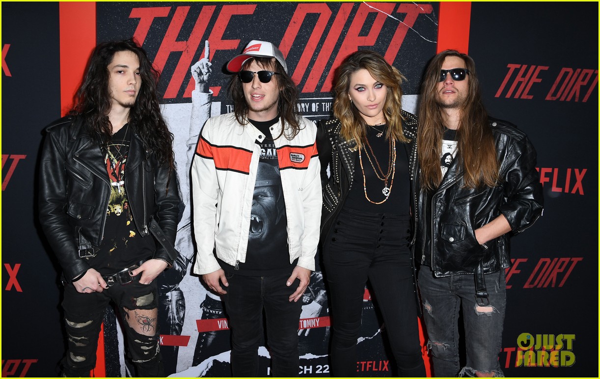 Paris Jackson Keeps It Edgy for Netflix's 'The Dirt' Premiere | Photo ...