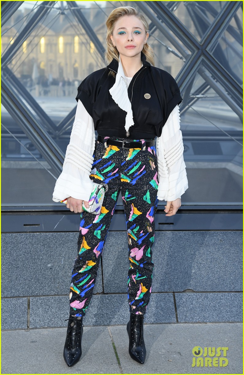 Emma Roberts & Nina Dobrev Look Chic at Louis Vuitton Fashion Show