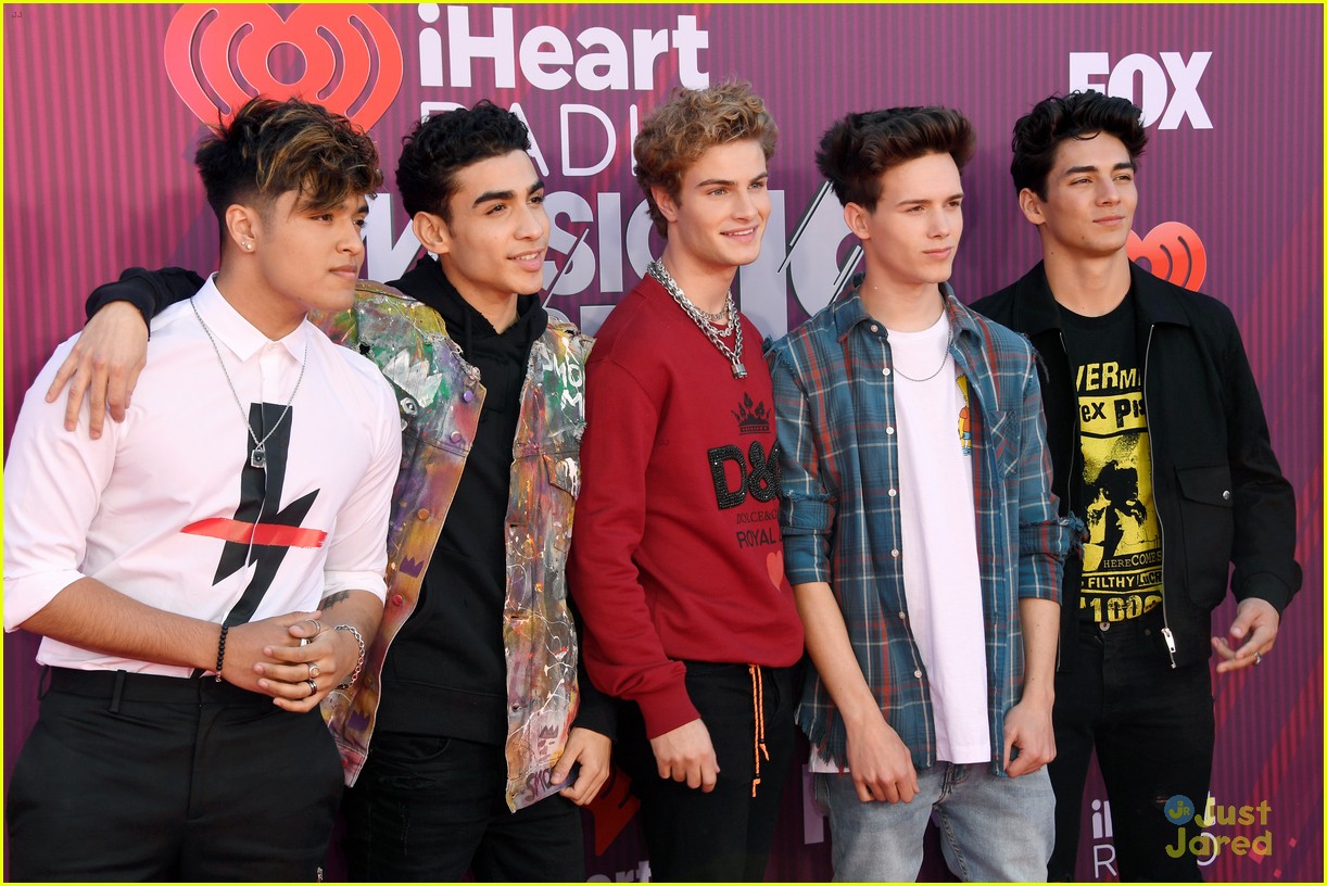 Nia Sioux & Witney Carson Step Out in Style For iHeartRadio Awards 2019