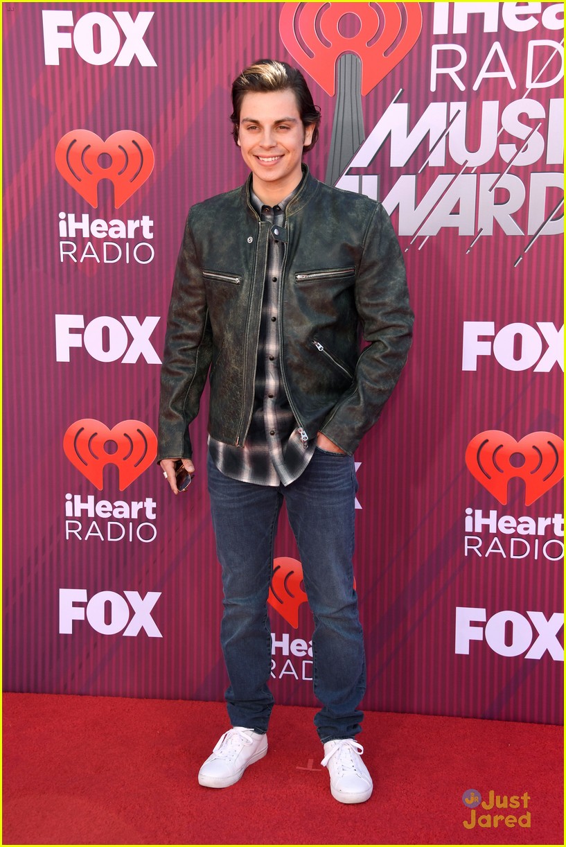 Nia Sioux & Witney Carson Step Out in Style For iHeartRadio Awards 2019