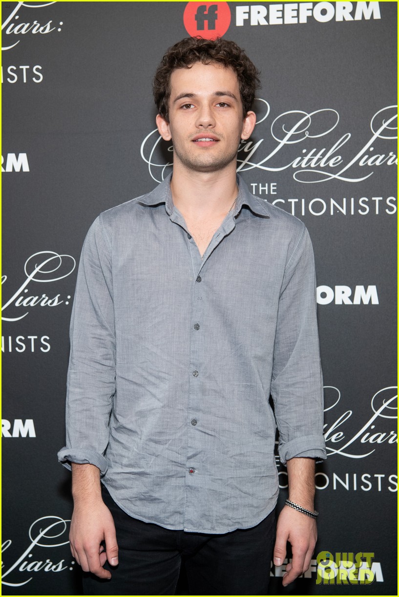 cast of pll the perfectionists stun at los angeles premiere 13
