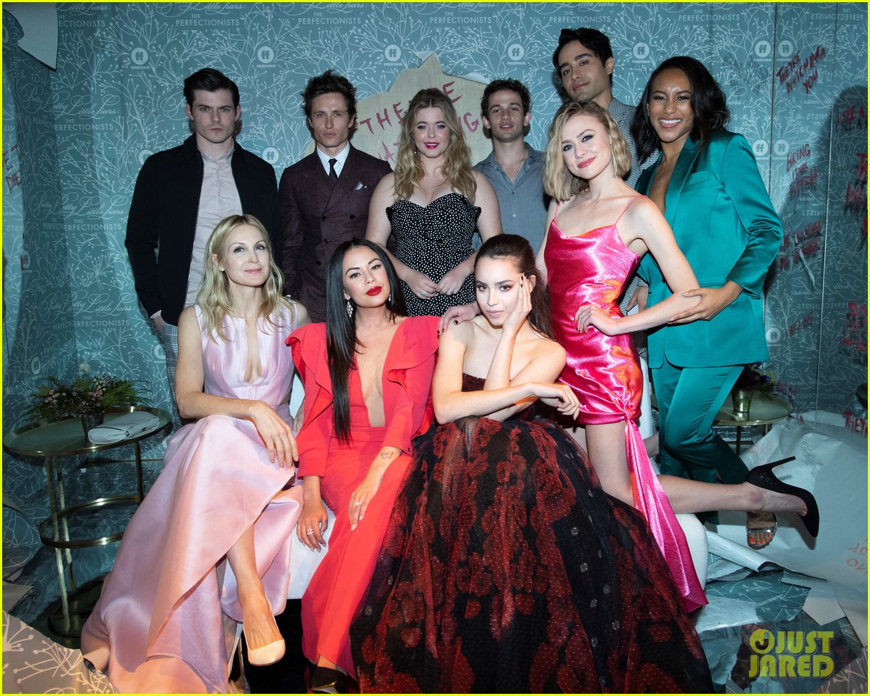 cast of pll the perfectionists stun at los angeles premiere 19
