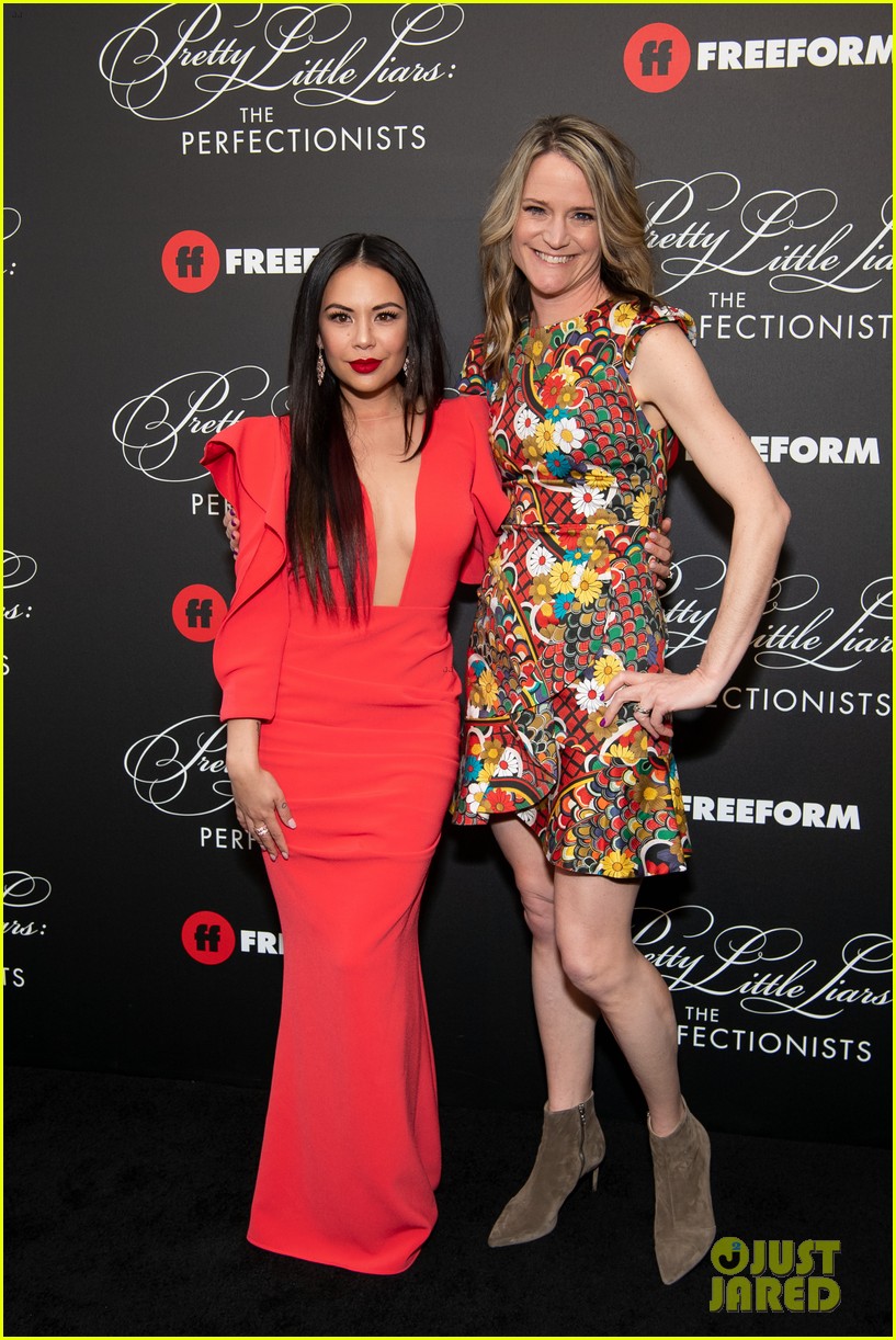 cast of pll the perfectionists stun at los angeles premiere 43