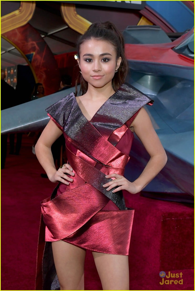 Full Sized Photo of peyton elizabeth lee kp stars capn marvel premiere