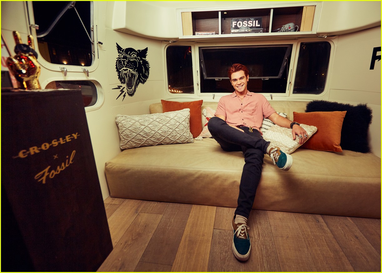 KJ Apa Celebrates National Record Store Day in Nashville | Photo